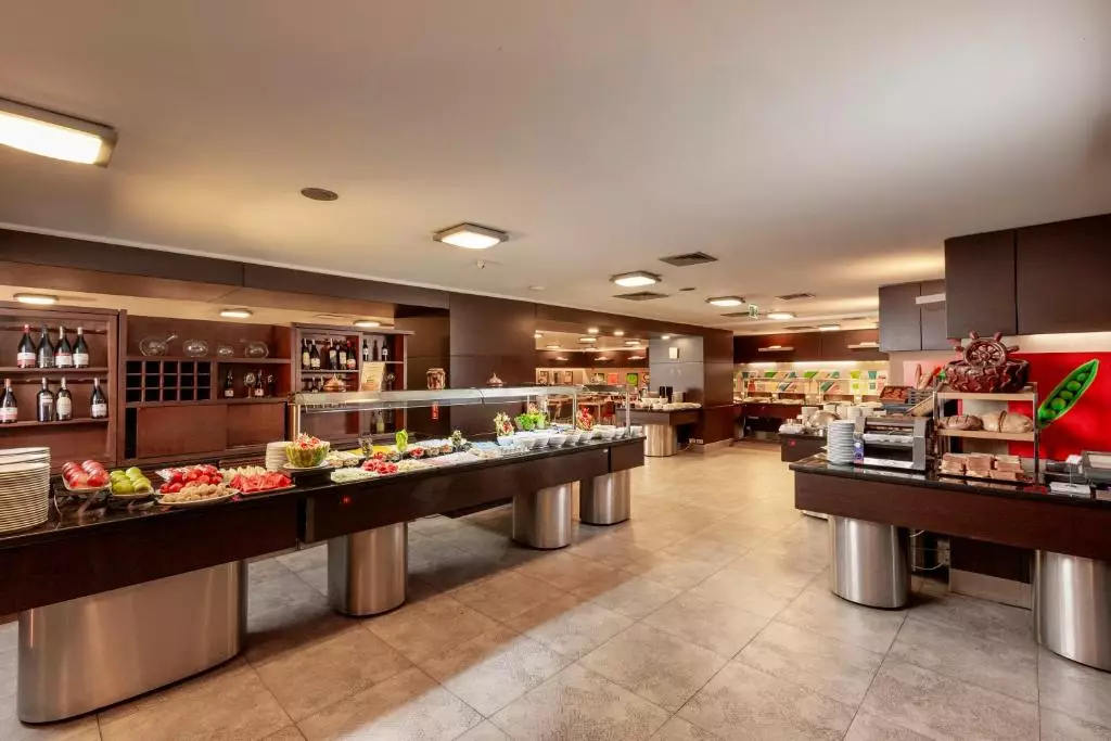 رستوران Nippon Hotel